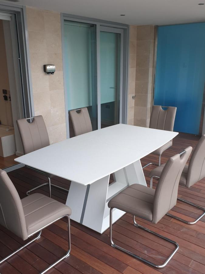 Ocean Village Apartment Gibraltar Bagian luar foto