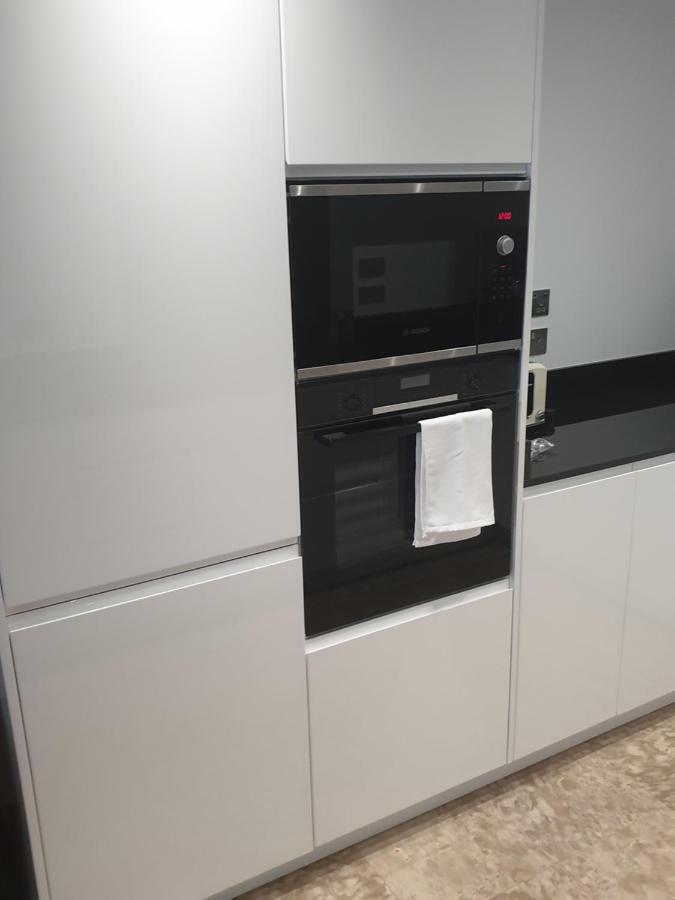 Ocean Village Apartment Gibraltar Bagian luar foto